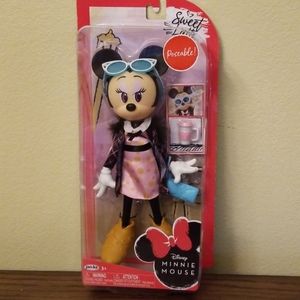 Minnie Mouse Poseable Doll